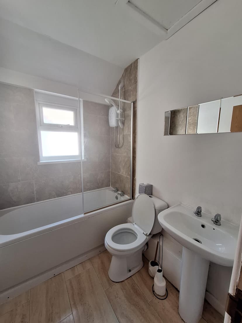 68 Cromwell Street - Image 9