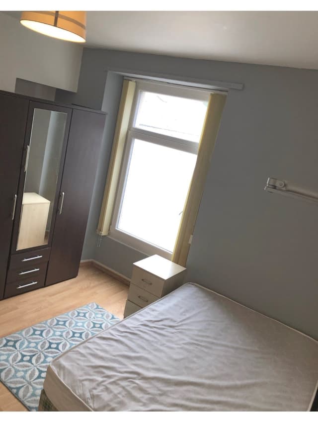 86b Hanover Street - Image 2