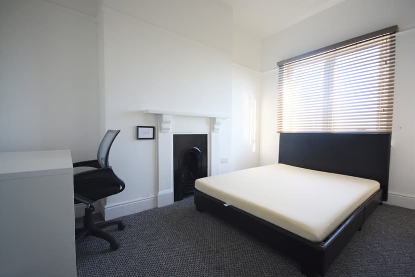 24 Danygraig Road - Image 5