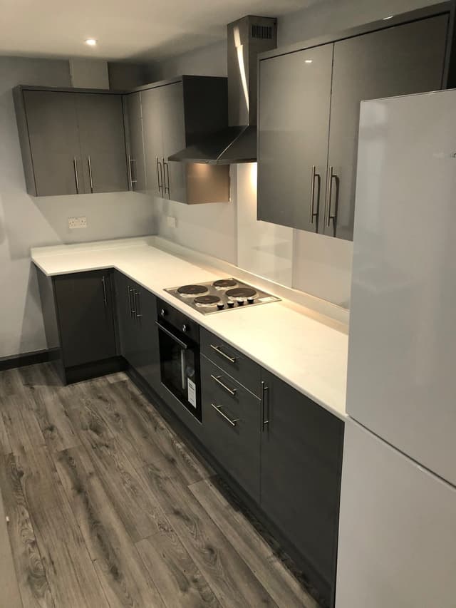 66 Pentreguinea Road