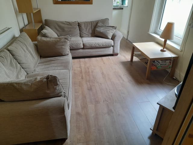 74 Vivian Road - Image 2