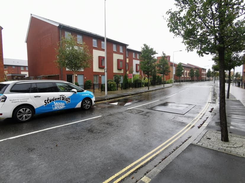 223 Langdon Road - Image 22