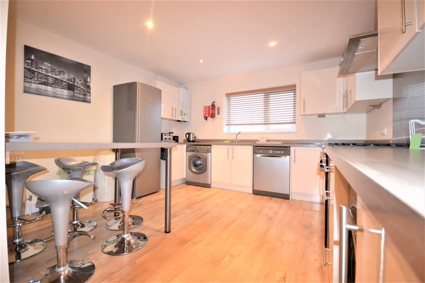 89 Rhondda Street - Image 1