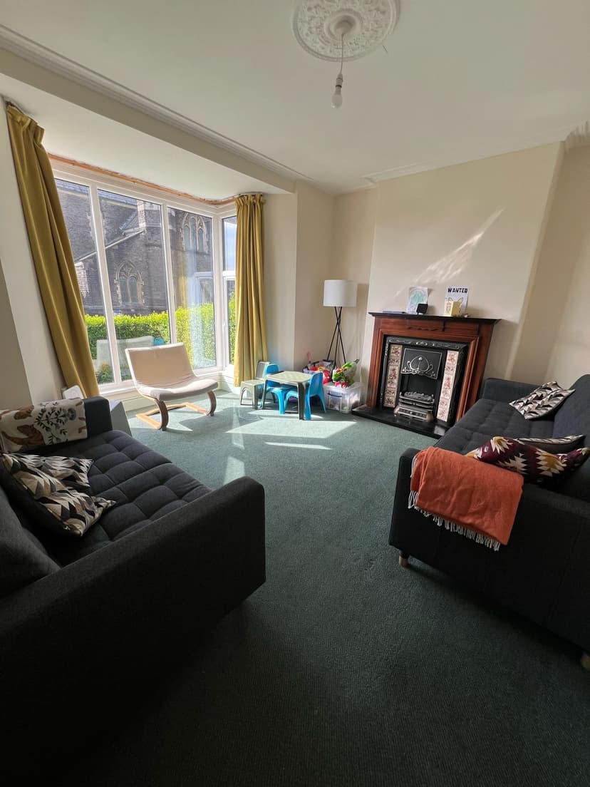 48 Terrace Road - Image 2