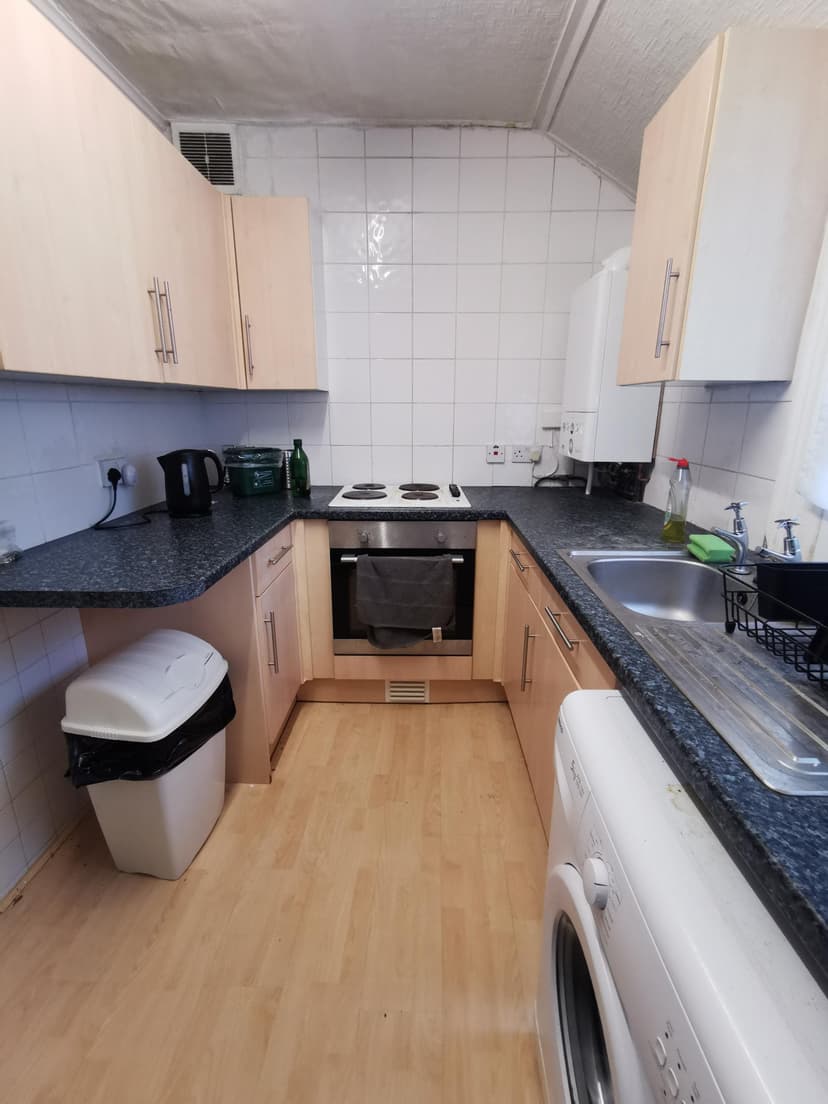 23a King Edwards Road - Image 3