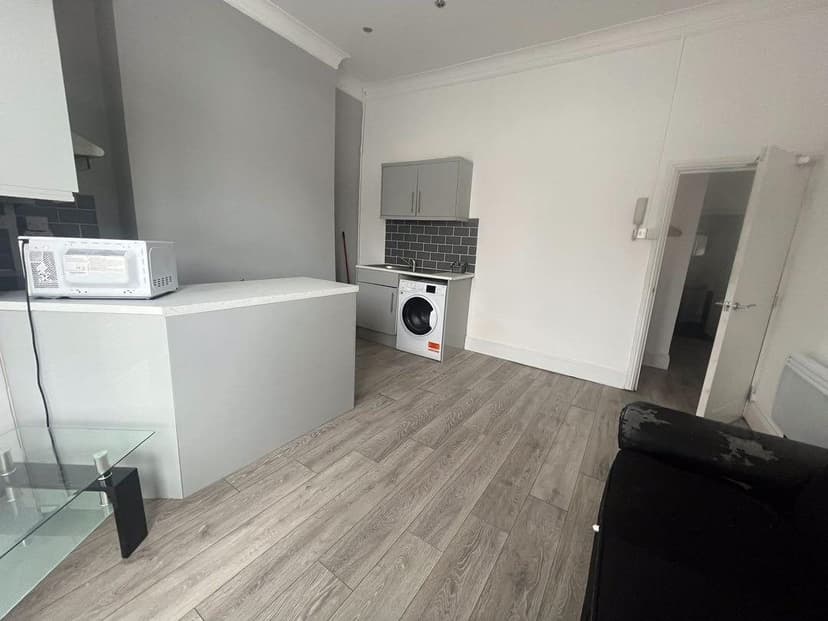 25 Cradock Street - Image 3