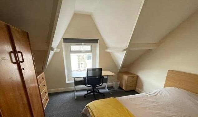 6 Chaddesley Terrace - Image 4