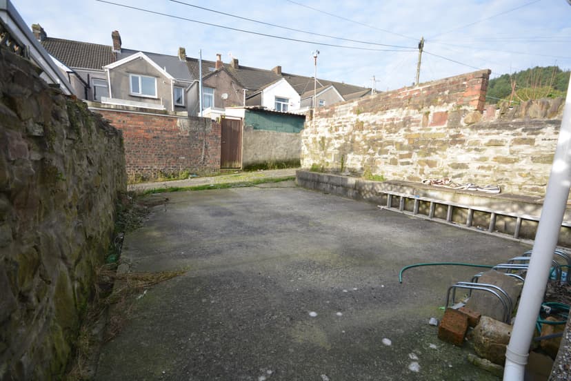 34 Ysgol  Street - Image 12