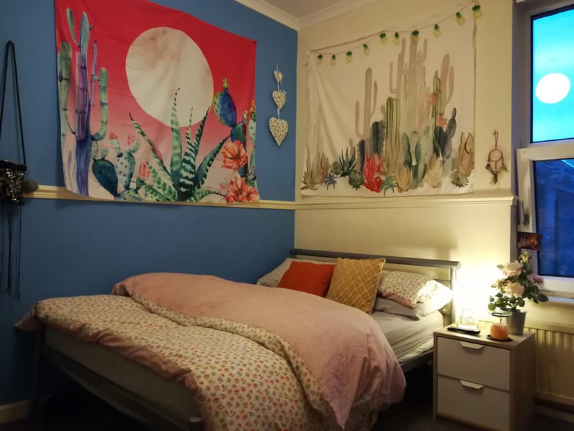 30 Gwydr Crescent - Image 10