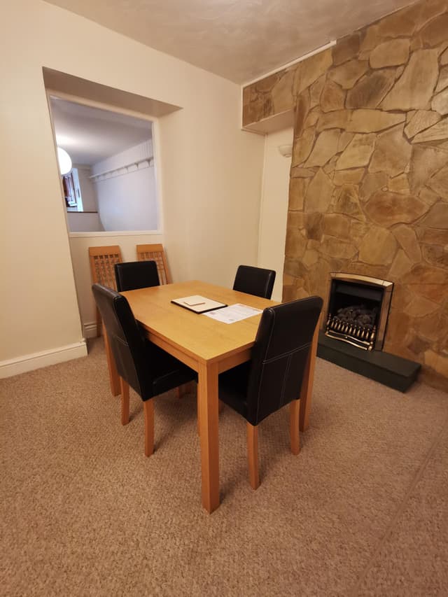 31 Inkerman Street - Image 2
