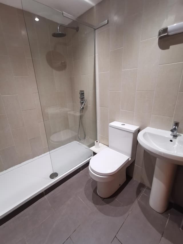 31 Inkerman Street - Image 5