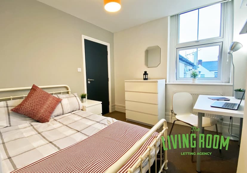 176 Mackintosh Place - Image 9