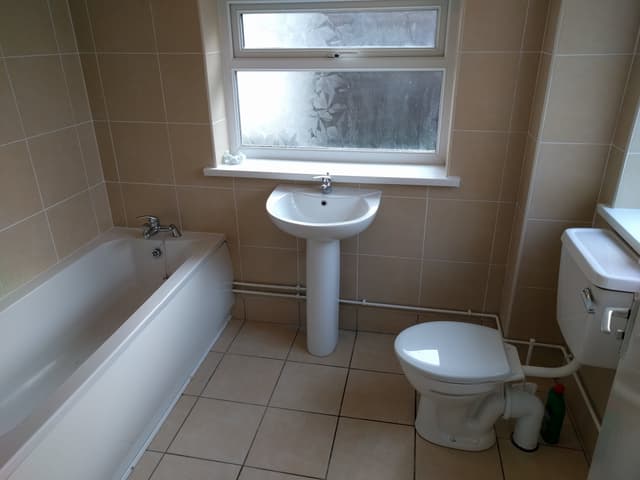 5 Argyle Street - Image 5