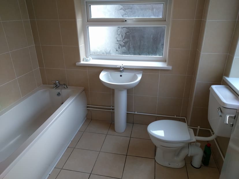 5 Argyle Street - Image 5