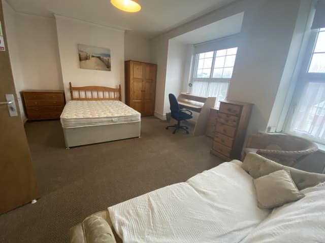 74 Vivian Road - Image 12