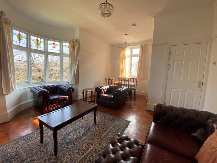 27 Parc Wern Road - Image 3