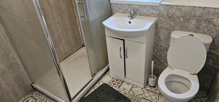 35 King Edwards Road - Image 7