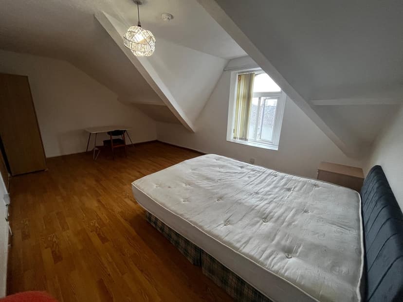 86b Hanover Street - Image 5