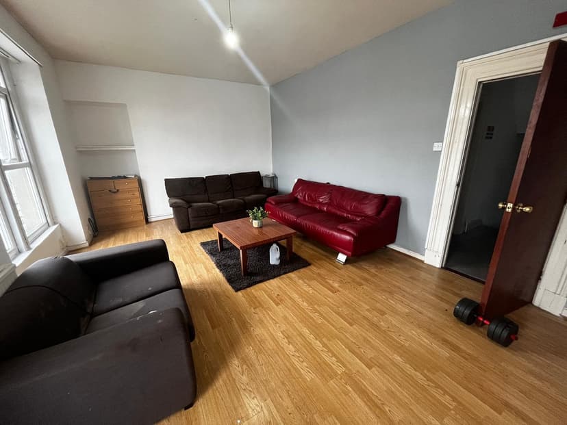 86b Hanover Street - Image 3