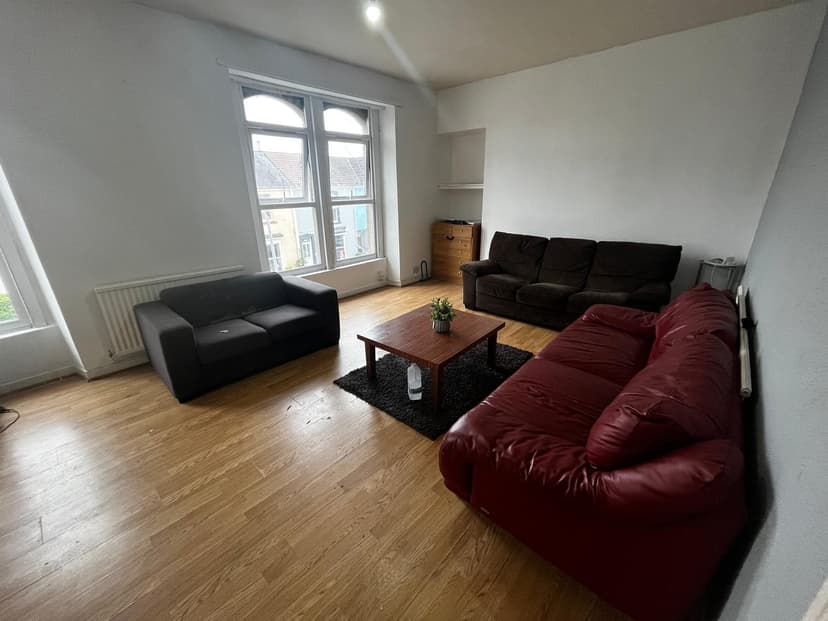 86b Hanover Street - Image 1