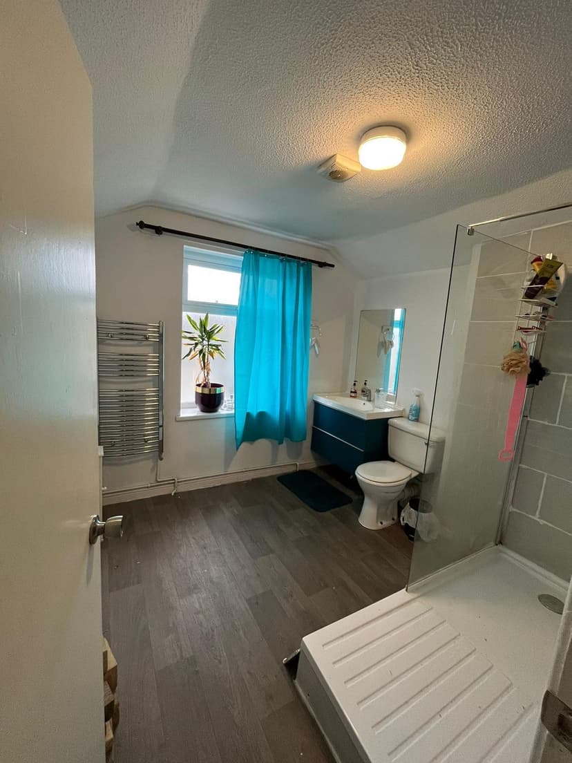 161 Hanover Street - Image 5