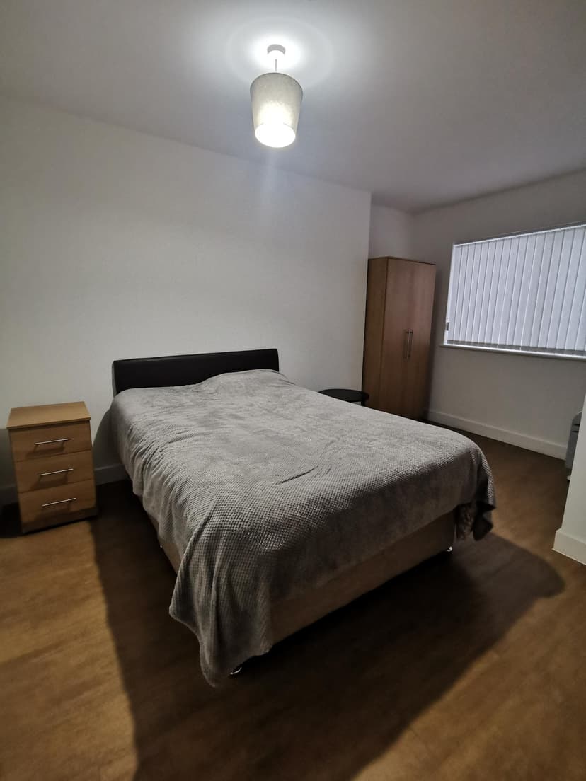 50 The Kingsway - Image 3