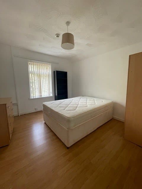 100 Rhondda Street - Image 6