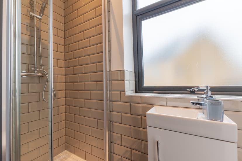 111 Fabian Way, The Vale Of Neath - Image 3