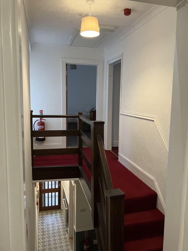 119 Port Tennant Rd - Image 5