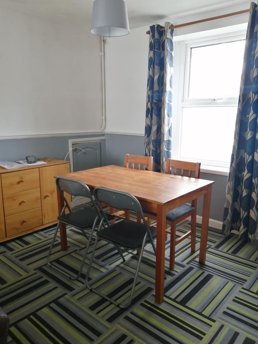 24 North Hill Road - Image 3