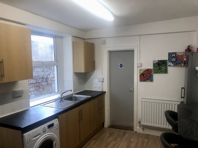 88 Marlborough Rd - Image 12