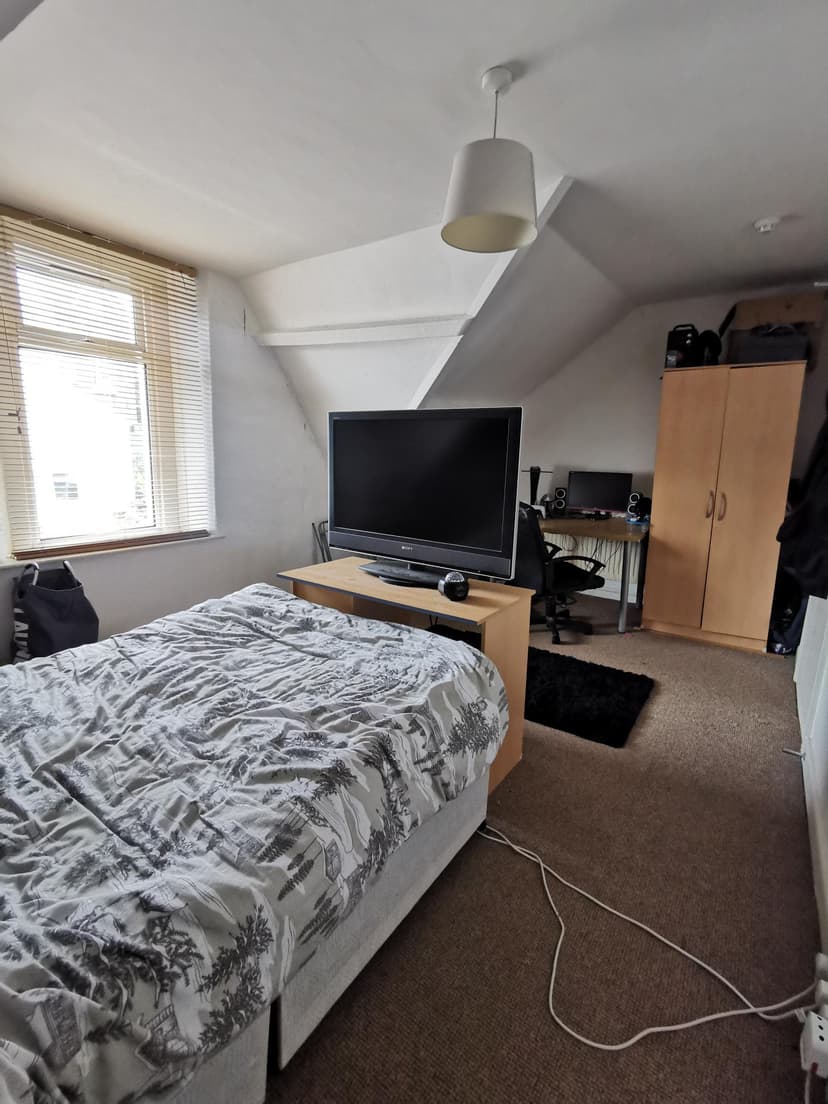 46 King Edwards Road - Image 5