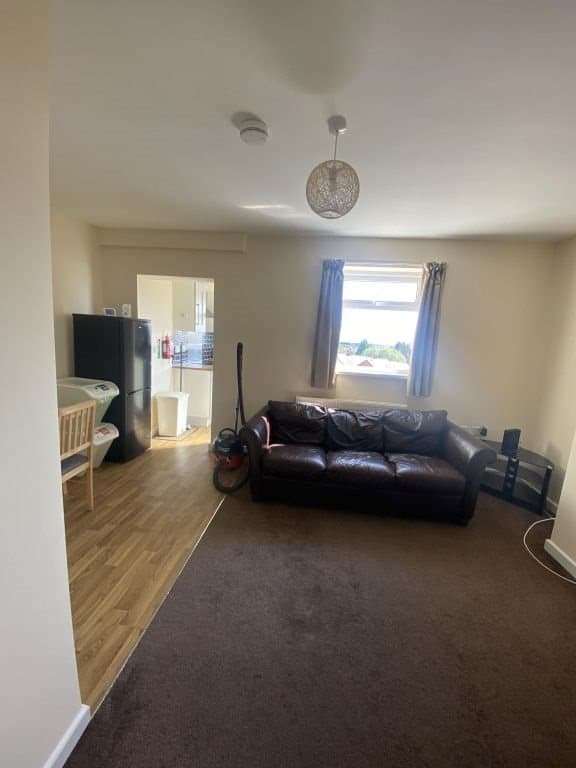 42 Danygraig Road - Image 4