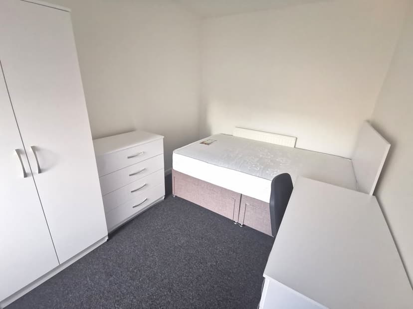 20 Miers Street - Image 9