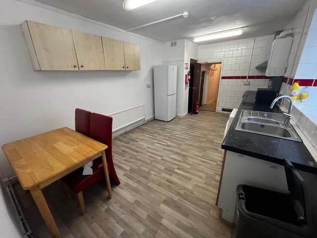 86a Hanover Street - Image 7