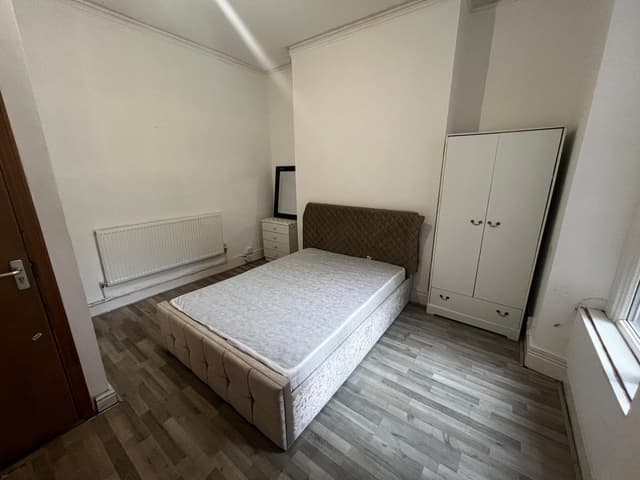 86a Hanover Street - Image 3
