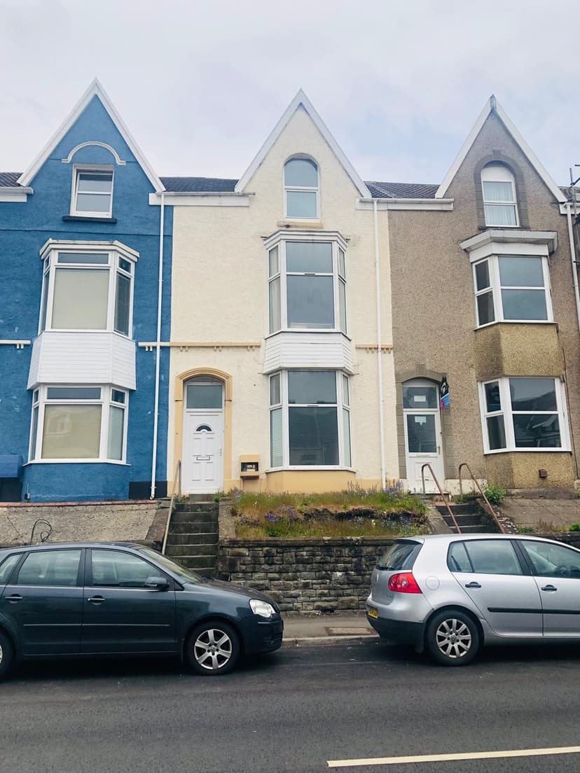 137 King Edwards Road - Image 11