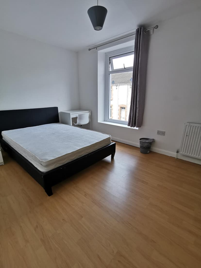 4 Richardson Street - Image 6