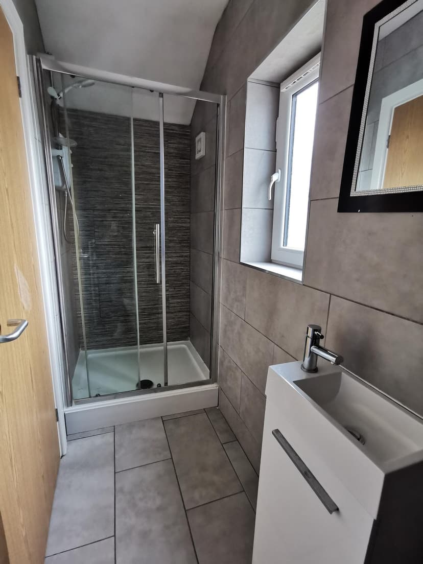 4 Richardson Street - Image 9