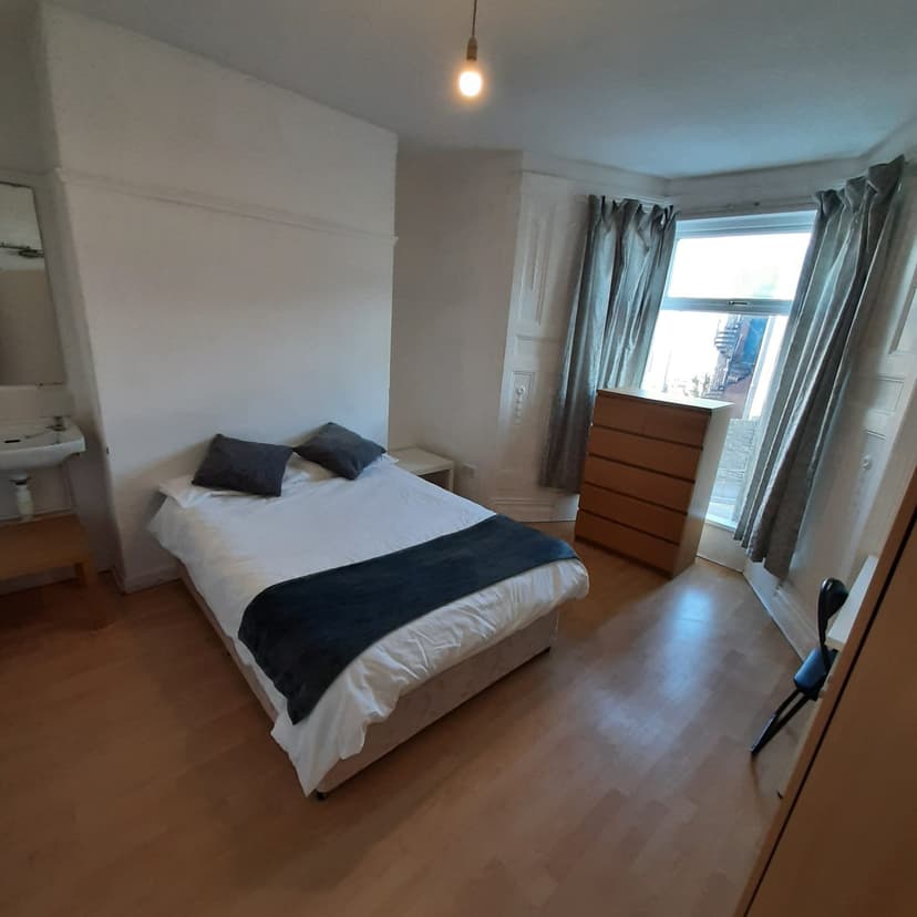 56 Cromwell Street - Image 6