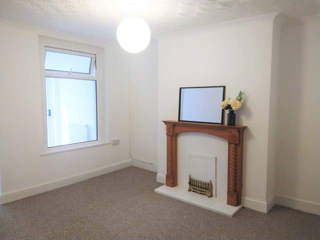 98 Fabian Way - Image 8