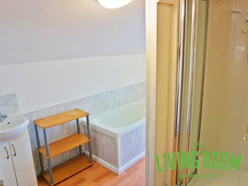 58 Terrace Road  - Image 14