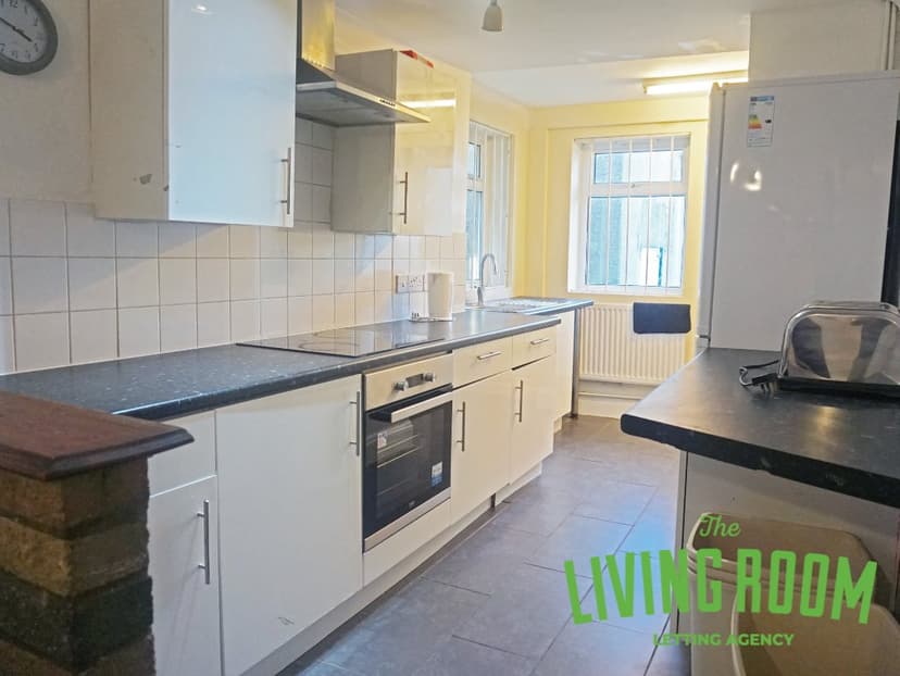 58 Terrace Road  - Image 9