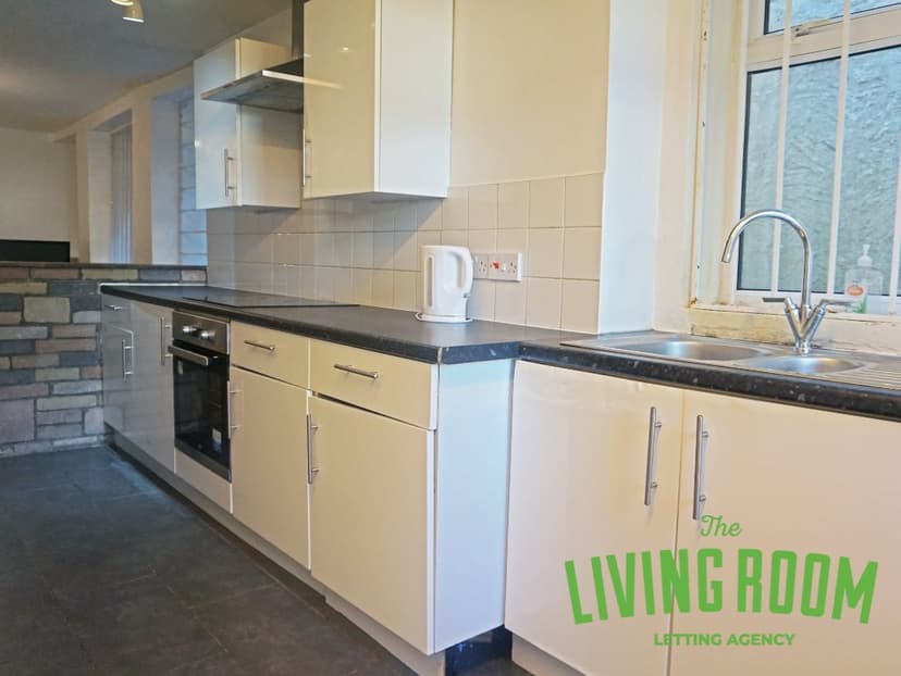 58 Terrace Road  - Image 11