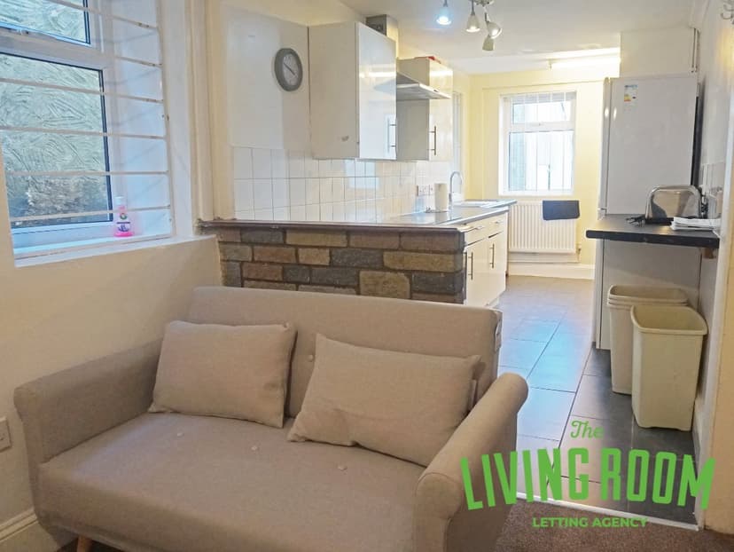 58 Terrace Road  - Image 8