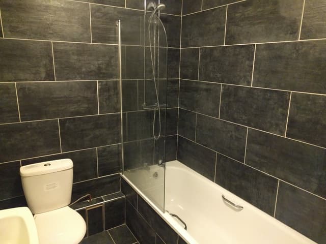 31 Mansel Street - Image 3