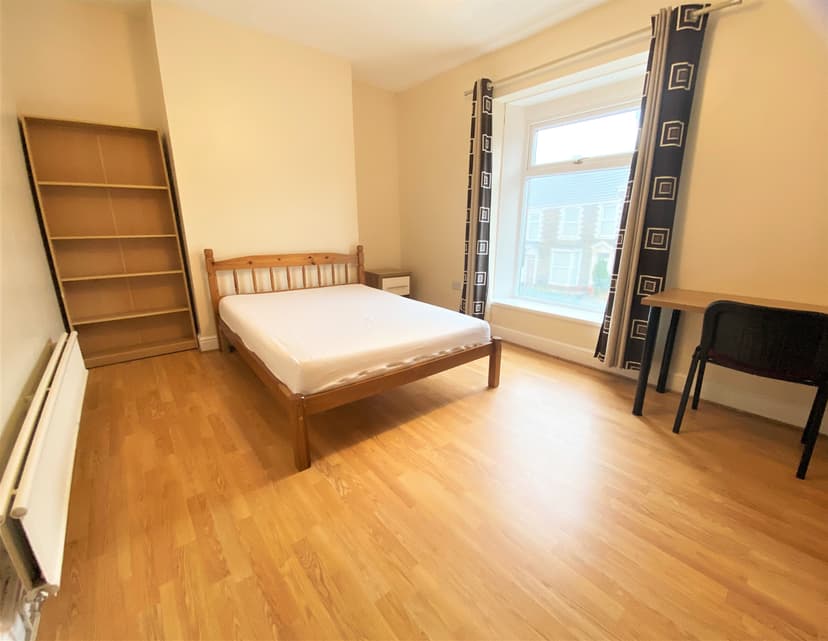 28 Norfolk Street - Image 4