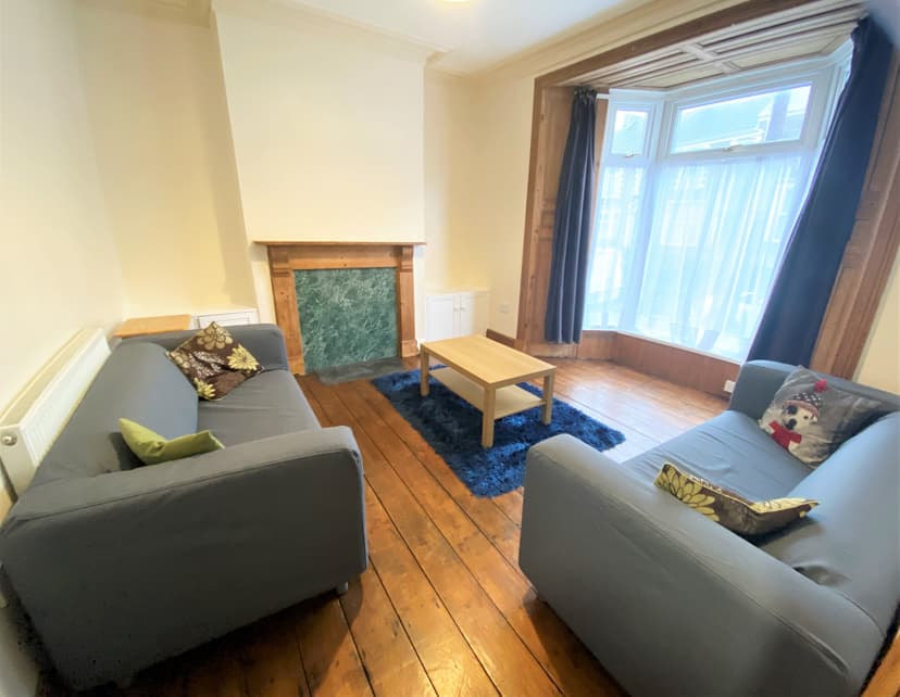 28 Norfolk Street - Image 1