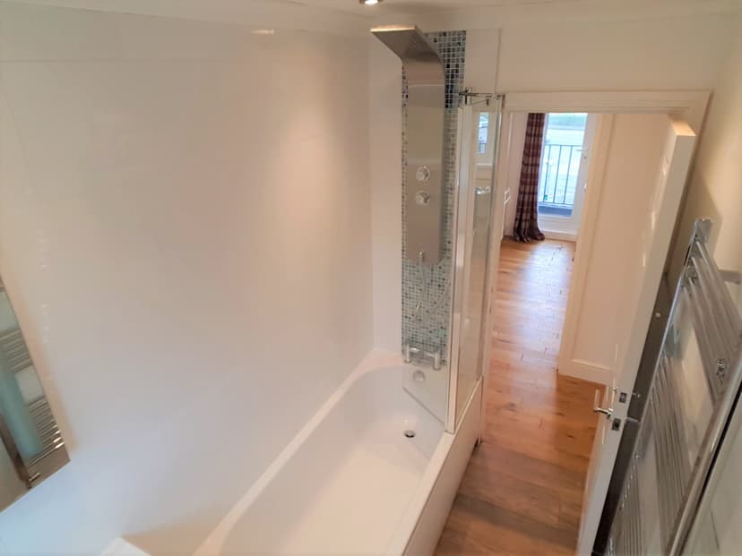 60  St Ledger Crescent - Image 5