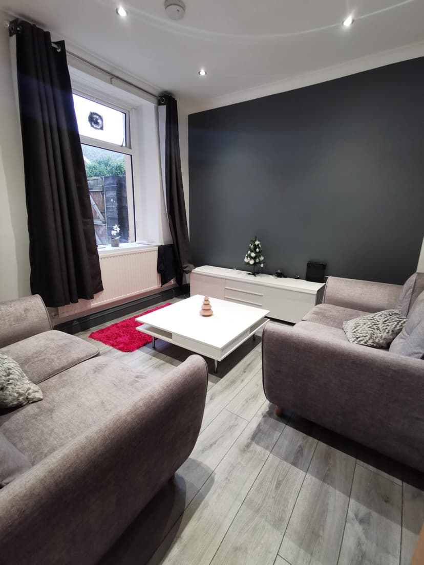 157 Rodney Street - Image 1